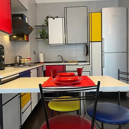 Bnbook La Residenza Di Mondrian Appartamento