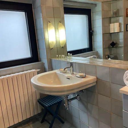 Bnbook La Residenza Di Mondrian * Rho
